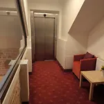 Old Town Market , Self Check-in * Вільнюс