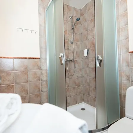 Old Town Market , Self Check-in Apartment