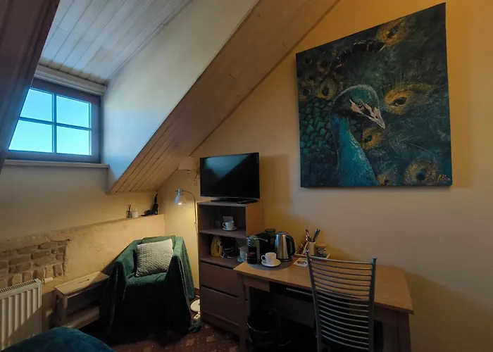 Old Town Market , Self Check-in